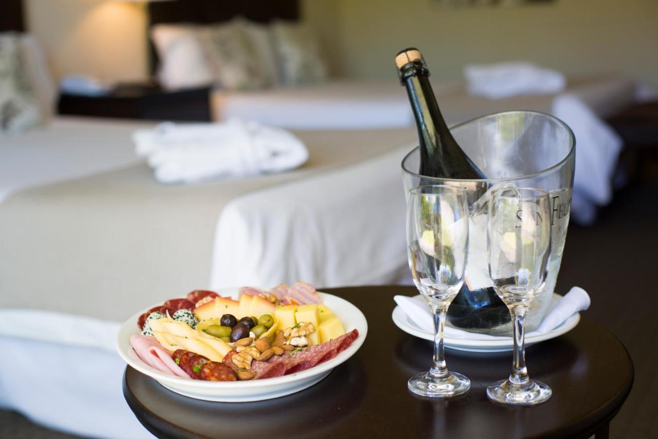 Howard Johnson & Convention Center Madariaga - Hotel 4*