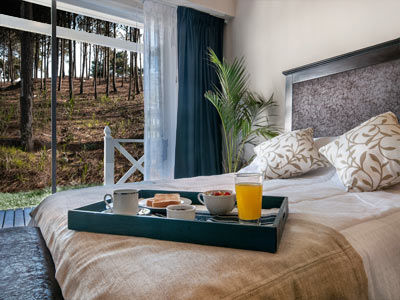 Howard Johnson & Convention Center Madariaga -