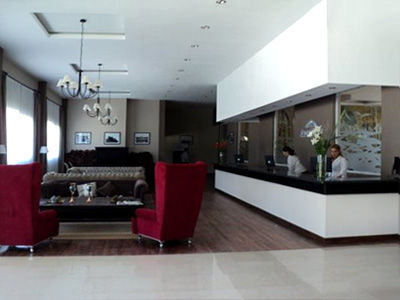Howard Johnson & Convention Center Madariaga - Cariló