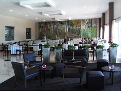 Howard Johnson & Convention Center Madariaga - Cariló